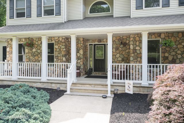 9 Rues Road, Cream Ridge, NJ 08514