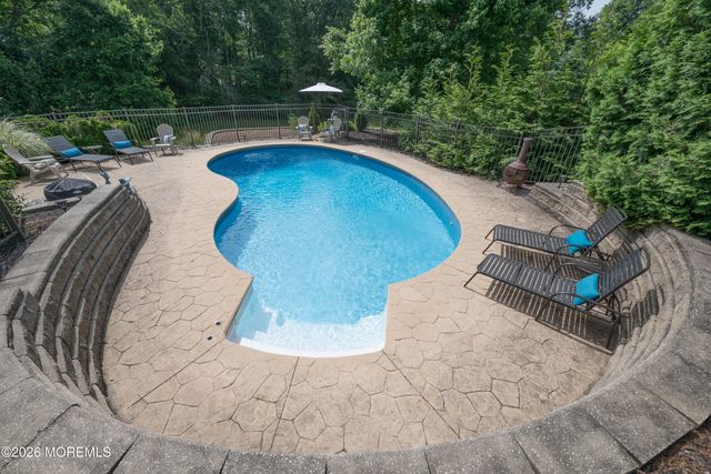 9 Rues Road, Cream Ridge, NJ 08514
