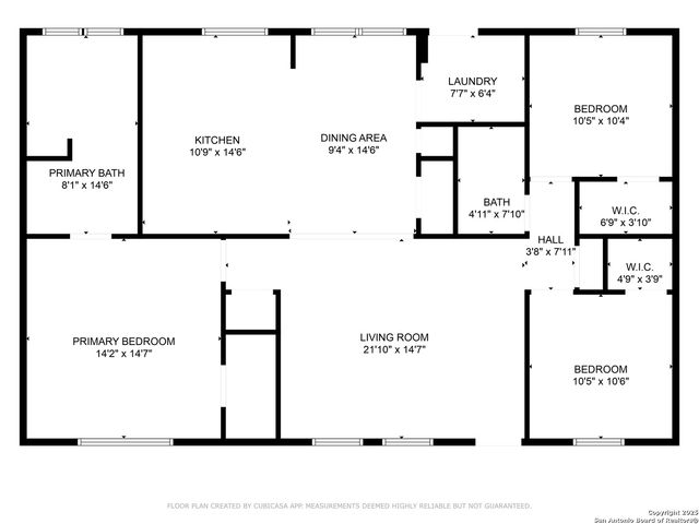 830 County Road 6751, Devine, TX 78016