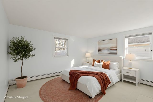 8 Stanley St, Natick, MA 01760