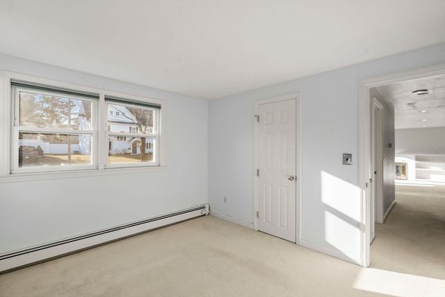 8 Stanley St, Natick, MA 01760