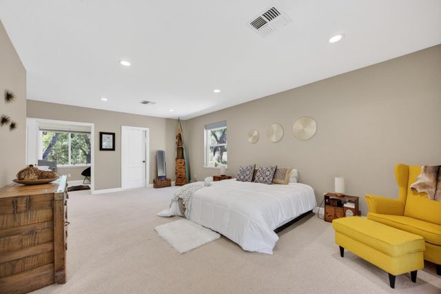 22998 Cottage Hill Dr, Grass Valley, CA 95949