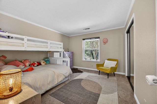 22998 Cottage Hill Dr, Grass Valley, CA 95949