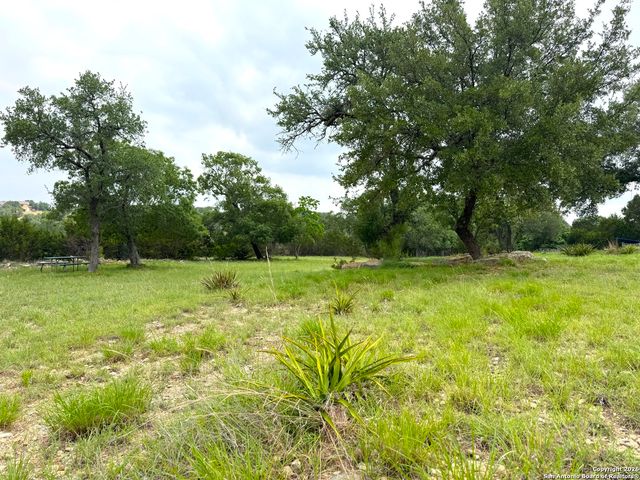 726 Caballo, Canyon Lake, TX 78133