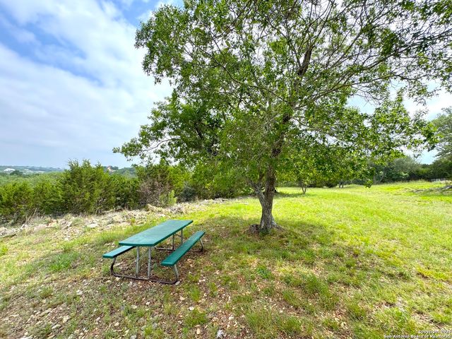 726 Caballo, Canyon Lake, TX 78133