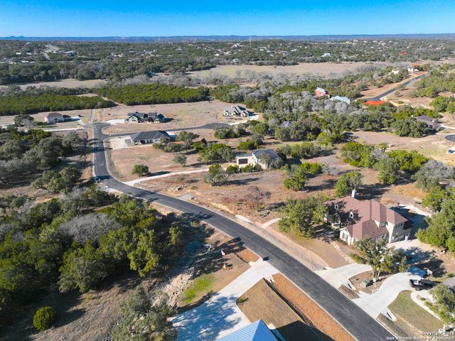 726 Caballo, Canyon Lake, TX 78133