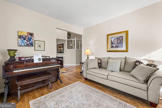 136 Chesterfield Drive, Newnan, GA 30265