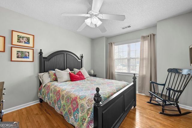 136 Chesterfield Drive, Newnan, GA 30265