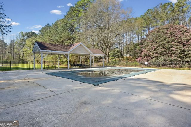 136 Chesterfield Drive, Newnan, GA 30265