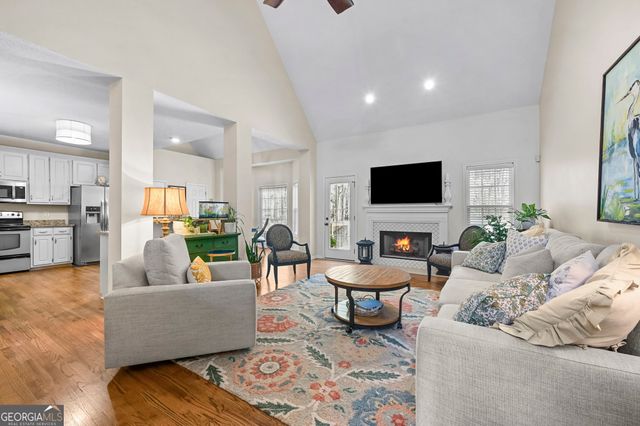 136 Chesterfield Drive, Newnan, GA 30265