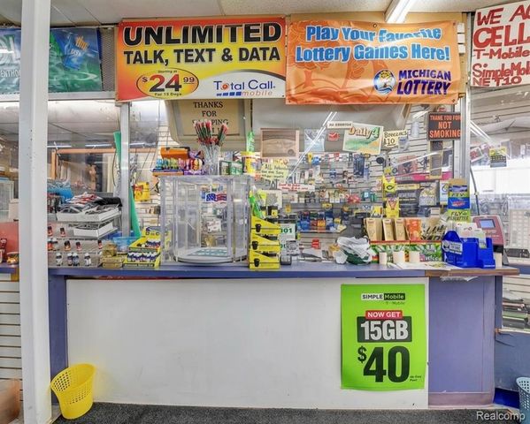 15144 Grand River Avenue, Detroit, MI 48227
