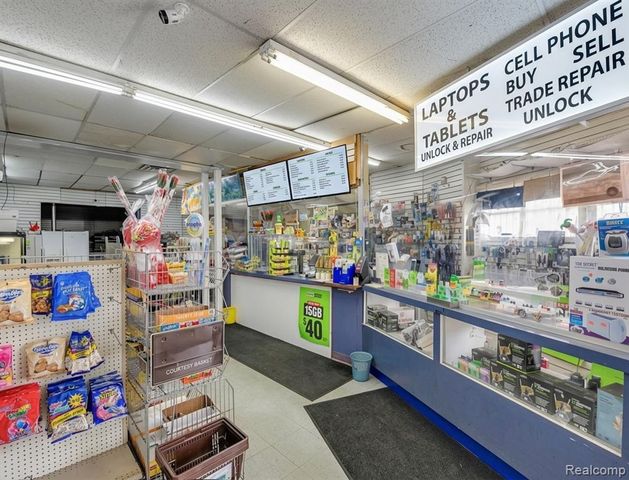 15144 Grand River Avenue, Detroit, MI 48227