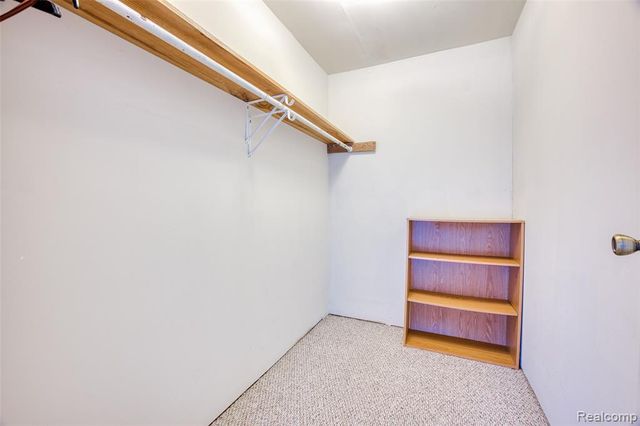 11388 Sunset Boulevard, Pinckney, MI 48169