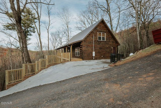 3106 Donegal Way, Sevierville, TN 37862