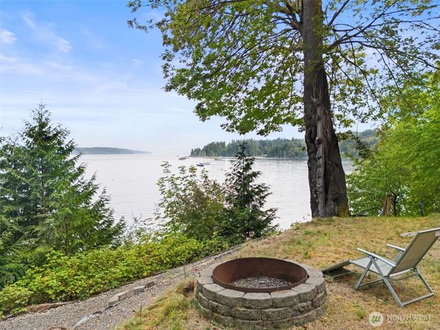 4150 E North Island Drive, Shelton, WA 98584