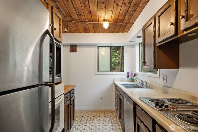 4150 E North Island Drive, Shelton, WA 98584