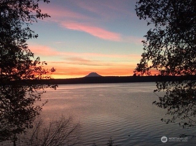 4150 E North Island Drive, Shelton, WA 98584