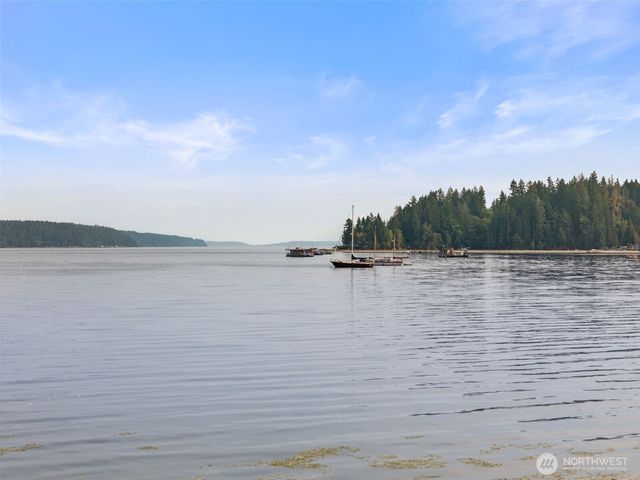 4150 E North Island Drive, Shelton, WA 98584
