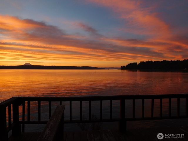 4150 E North Island Drive, Shelton, WA 98584