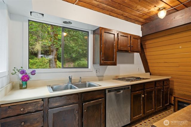 4150 E North Island Drive, Shelton, WA 98584