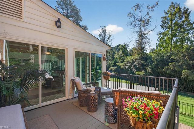 23 Whittakers Mill RD, Williamsburg, VA 23185