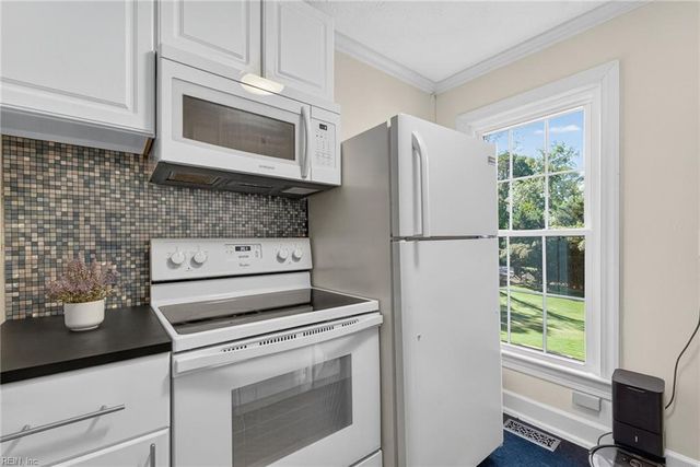 23 Whittakers Mill RD, Williamsburg, VA 23185