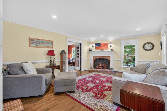 23 Whittakers Mill RD, Williamsburg, VA 23185