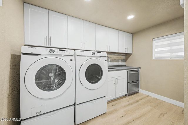 215 N POWER Road 423, Mesa, AZ 85205