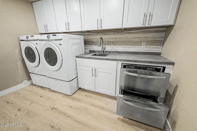 215 N POWER Road 423, Mesa, AZ 85205