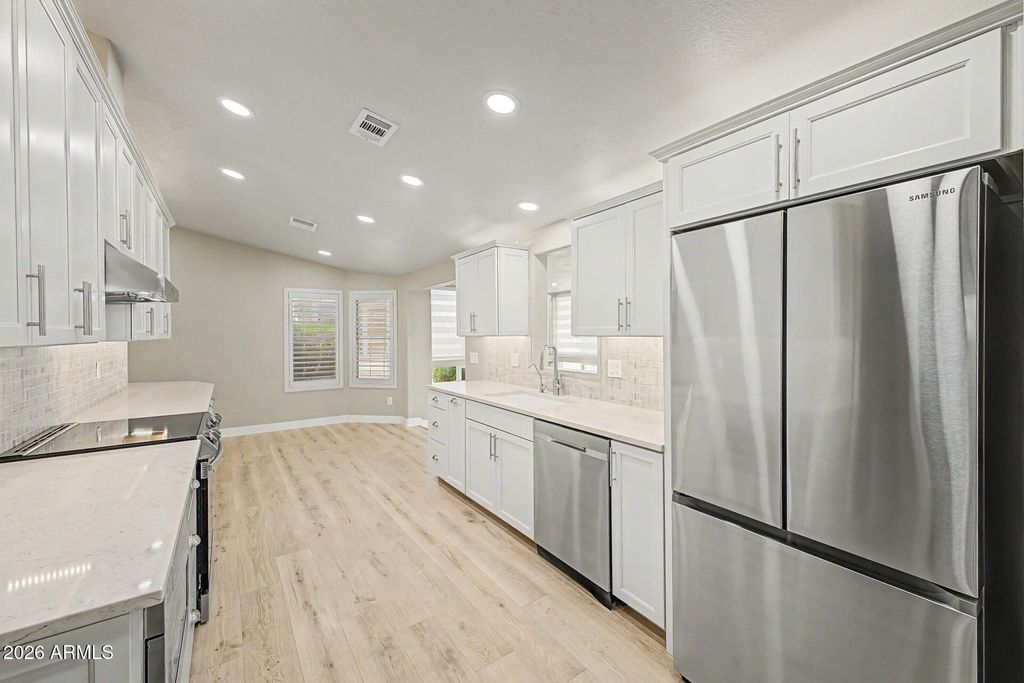 215 N POWER Road 423, Mesa, AZ 85205 — photo 2
