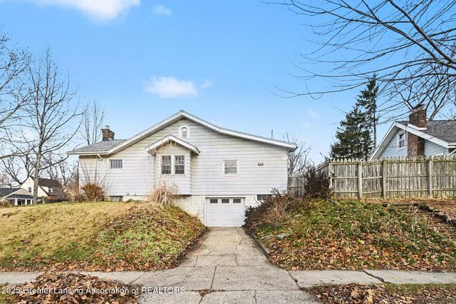 1039 Morgan Street, Lansing, MI 48912