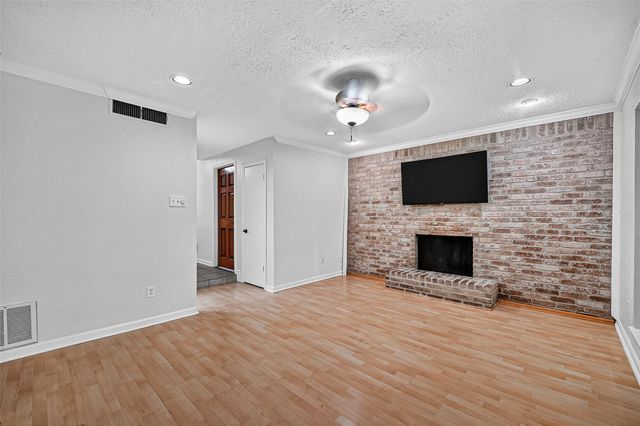 16419 Barcelona Drive, Friendswood, TX 77546