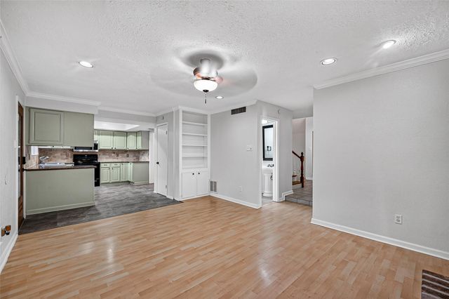 16419 Barcelona Drive, Friendswood, TX 77546