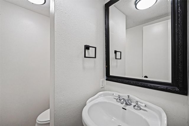 16419 Barcelona Drive, Friendswood, TX 77546