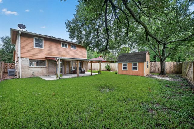 16419 Barcelona Drive, Friendswood, TX 77546