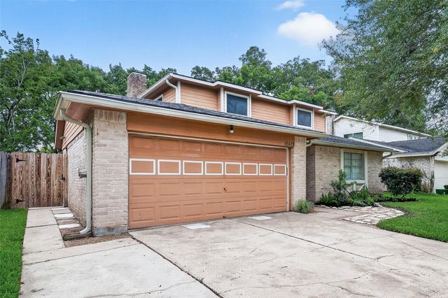 16419 Barcelona Drive, Friendswood, TX 77546