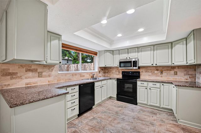 16419 Barcelona Drive, Friendswood, TX 77546