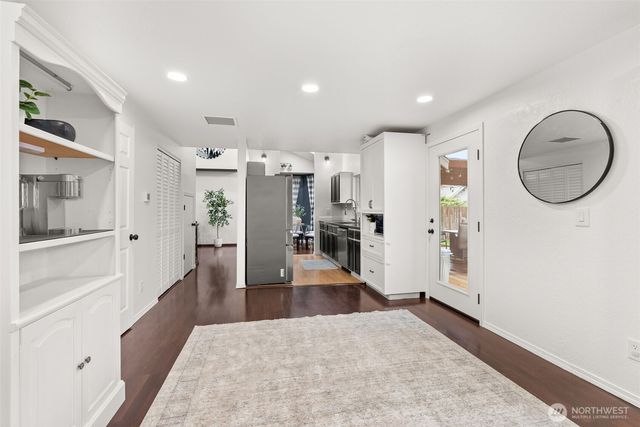 6036 55th Ct Se, Lacey, WA 98513