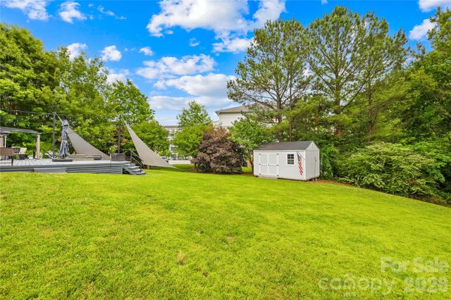 124 Huckleberry Lane, Mount Holly, NC 28120