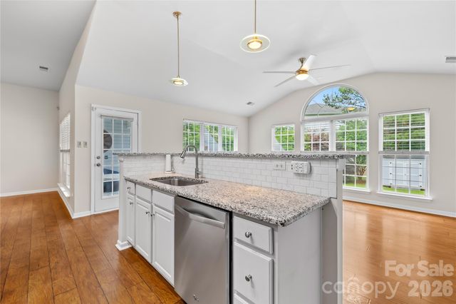124 Huckleberry Lane, Mount Holly, NC 28120