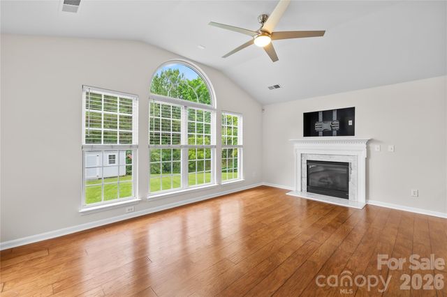 124 Huckleberry Lane, Mount Holly, NC 28120