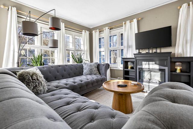 333 W SPRING STREET, Appleton, WI 54911