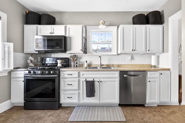 333 W SPRING STREET, Appleton, WI 54911