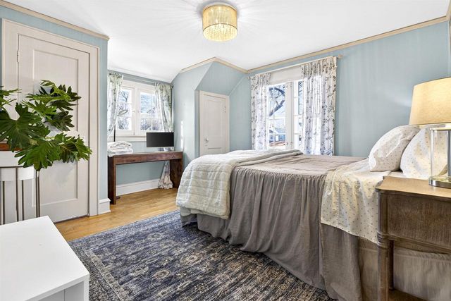 333 W SPRING STREET, Appleton, WI 54911