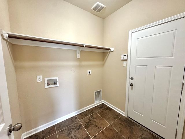 3042 Camelia View Lane, Dickinson, TX 77539