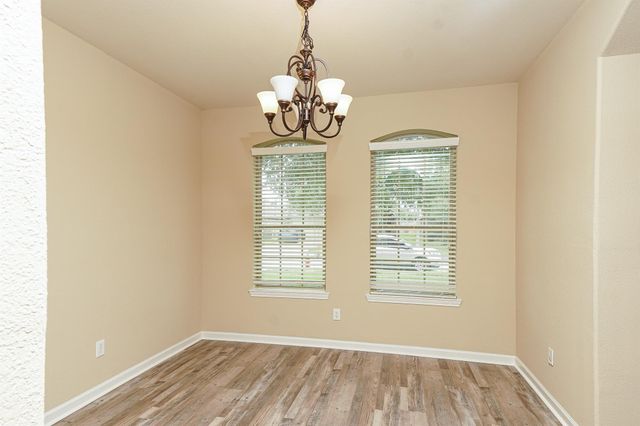 3042 Camelia View Lane, Dickinson, TX 77539