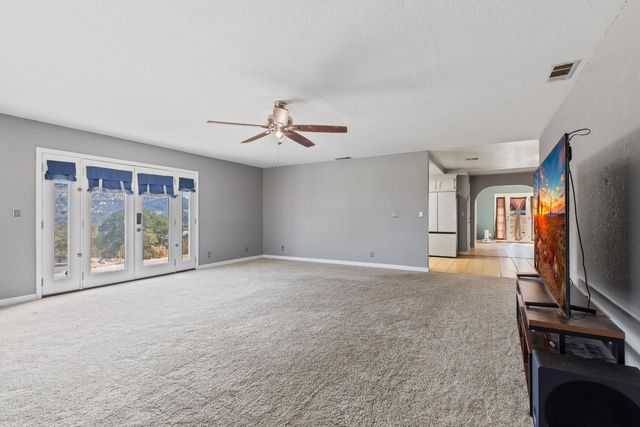 1415 Papoose Dr, Copperopolis, CA 95228