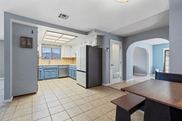 1415 Papoose Dr, Copperopolis, CA 95228