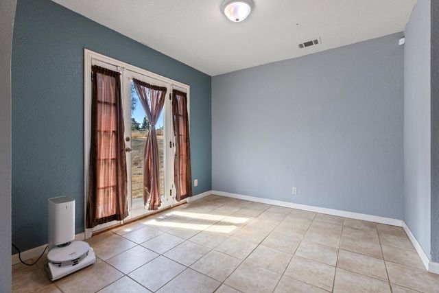 1415 Papoose Dr, Copperopolis, CA 95228