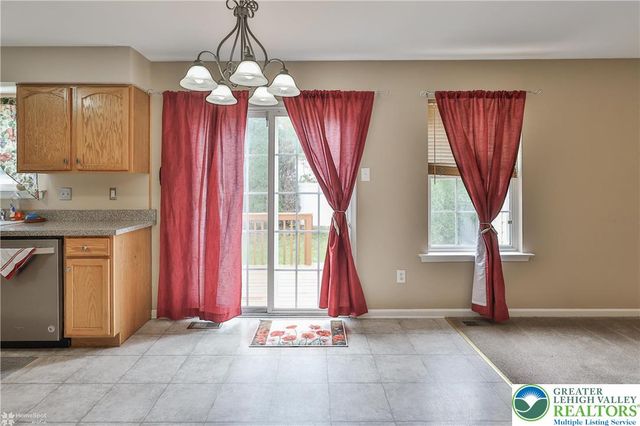 204 Mary Court, Richlandtown Boro, PA 18955